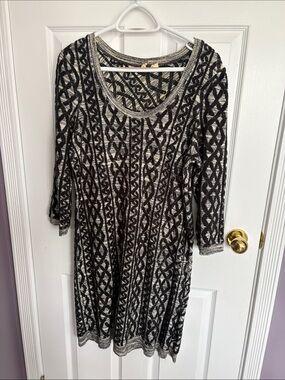 Women's Black and Cream Patterned Knit Dress
